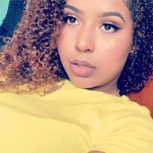 Meet your Posher, Deondra